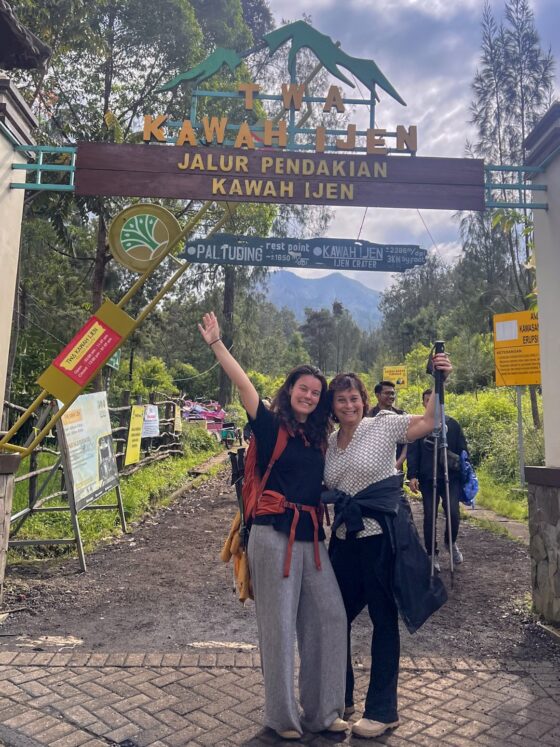 Hoe zwaar is de Kawah Ijen hike als 60-plusser? Onze ervaring en tips