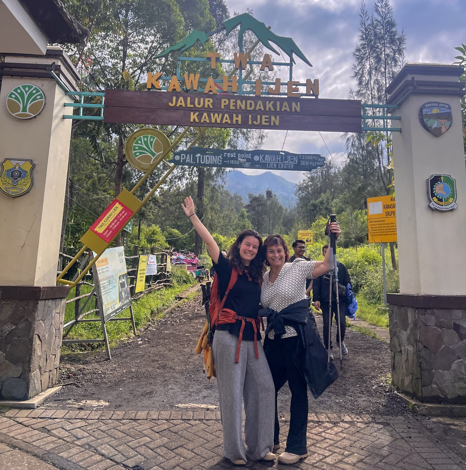 Hoe zwaar is de Kawah Ijen hike als 60-plusser? Onze ervaring en tips 